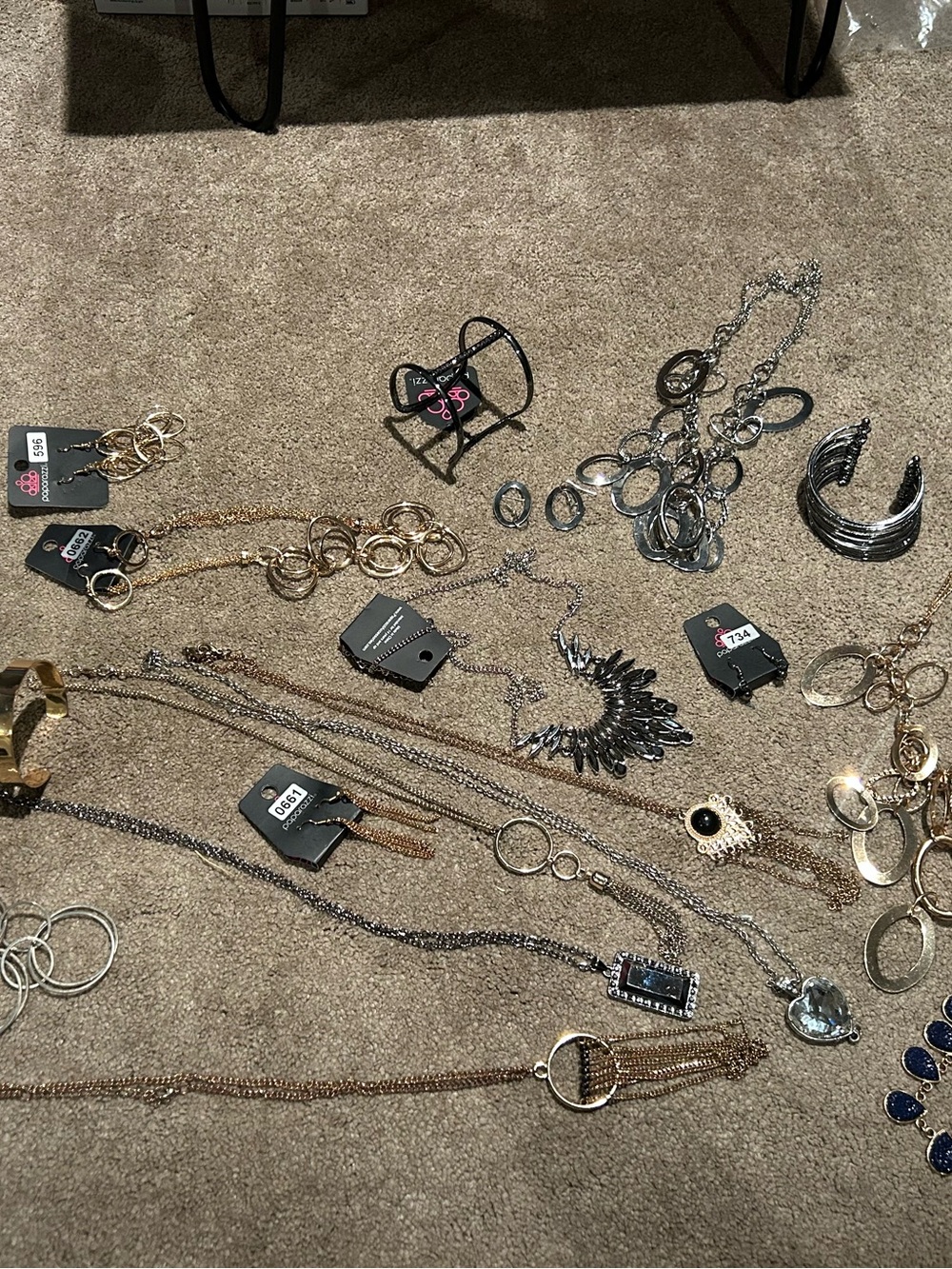 Mixed Metal Fashion Necklace and Bracelet Set - Gold & Silver